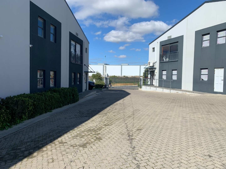 To Let commercial Property for Rent in Rivergate Western Cape